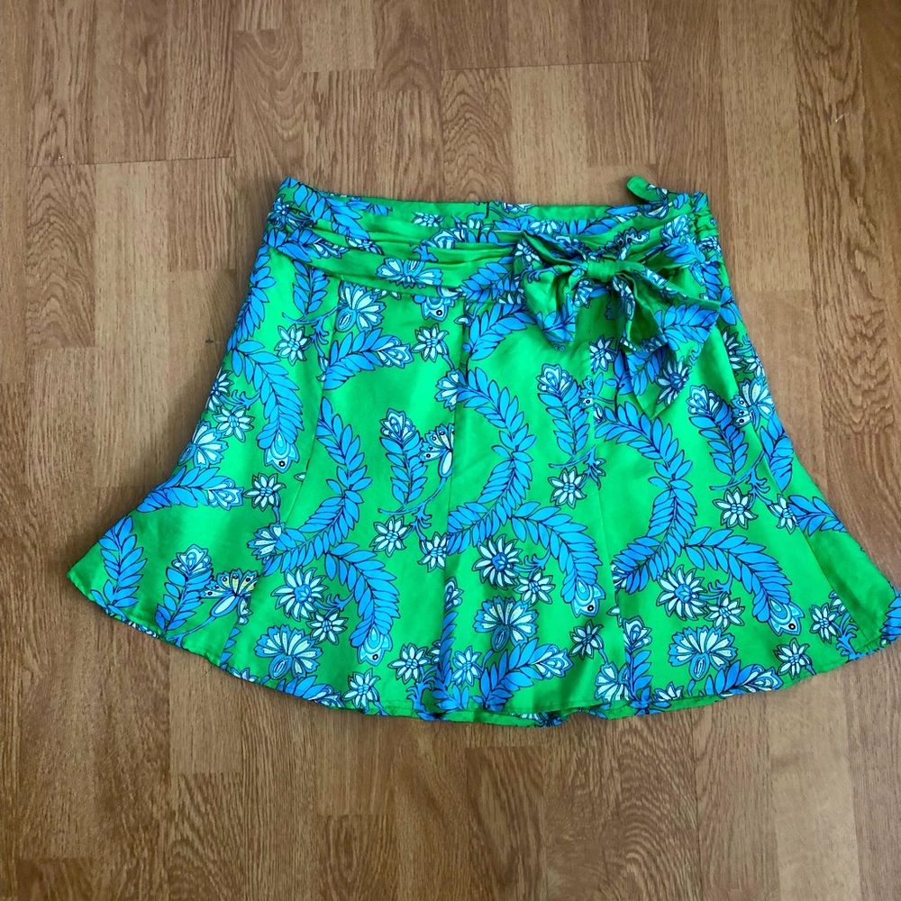Lilly Pulitzer silk mini skirt A-line Size 6 blue & green floral print